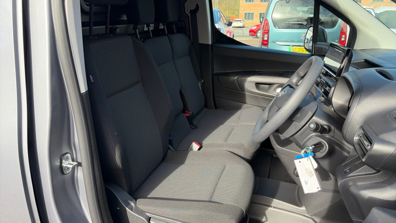 Vauxhall Combo Cargo Combo Xl Diesel 1.5 Turbo D 100ps Pro H1 Van